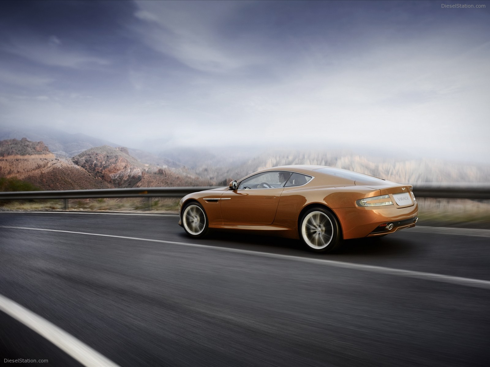 Aston Martin Virage 2011